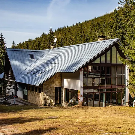 Esprit Spindleruv Mlyn