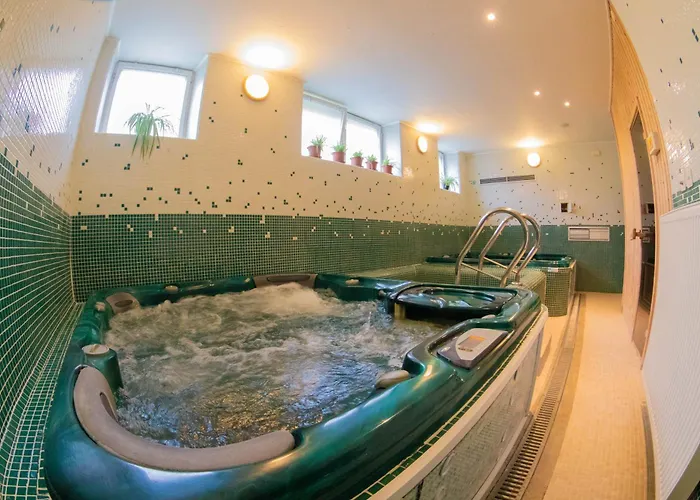 埃斯普利特酒店 3*